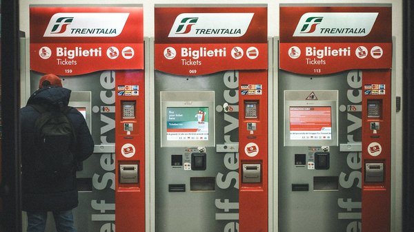 Comment organiser une croisière pour découvrir les traditions culinaires en Espagne?